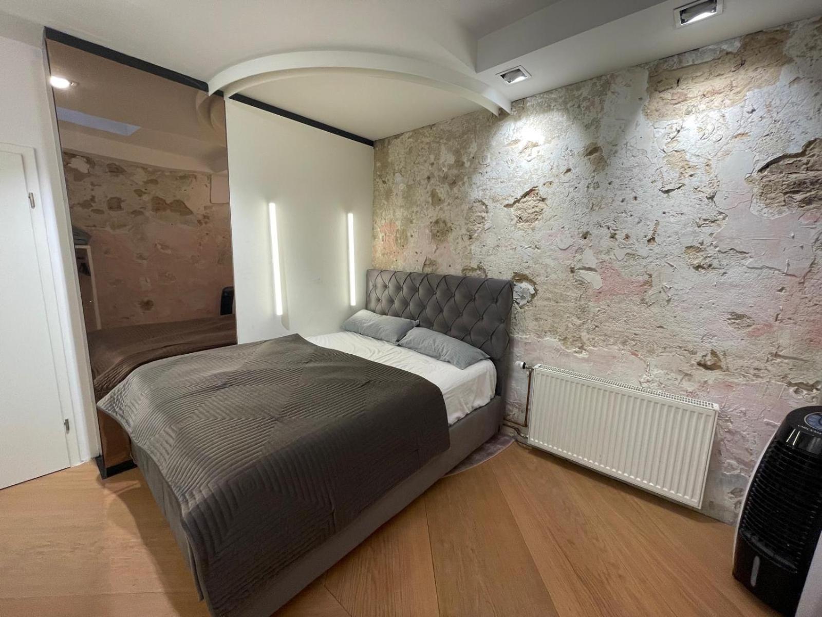 Budget Rooms Just For Sleeping - Digital Access Colonia Exterior foto